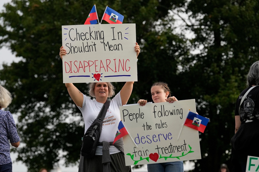 More Springfield Haitians detained as ICE encounters spike | BREAKING NEWS