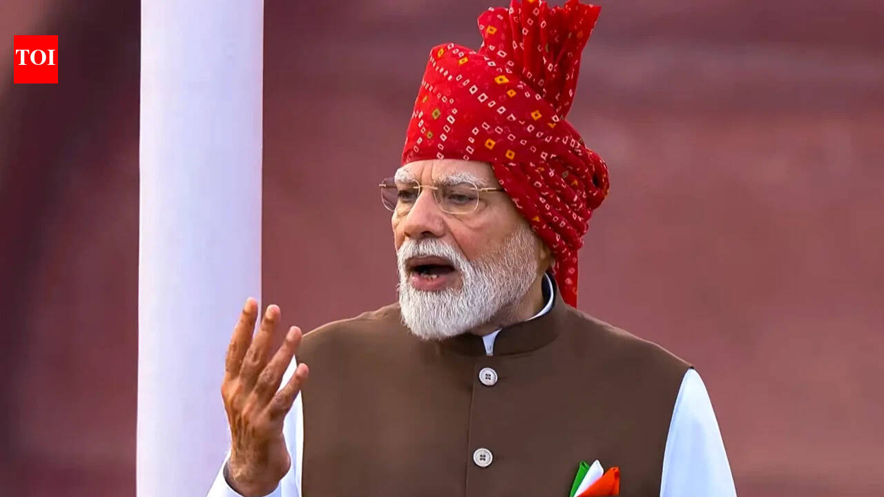 Narendra Modi becomes second PM to deliver 13th consecutive Independence Day speech