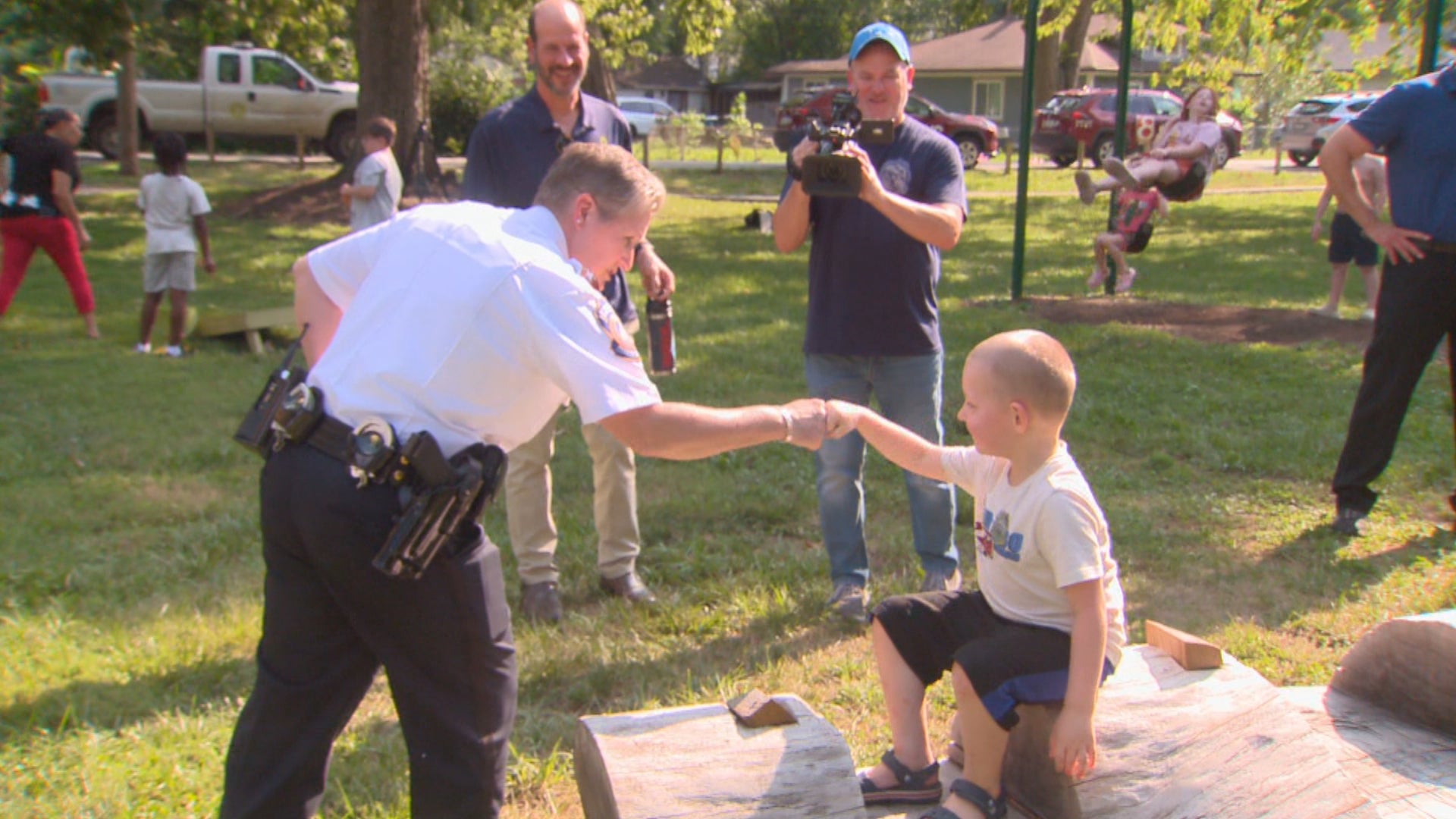 National Night Out events foster connection with police and neighbors across Central Indiana - Indianapolis News | Indiana Weather | Indiana Traffic