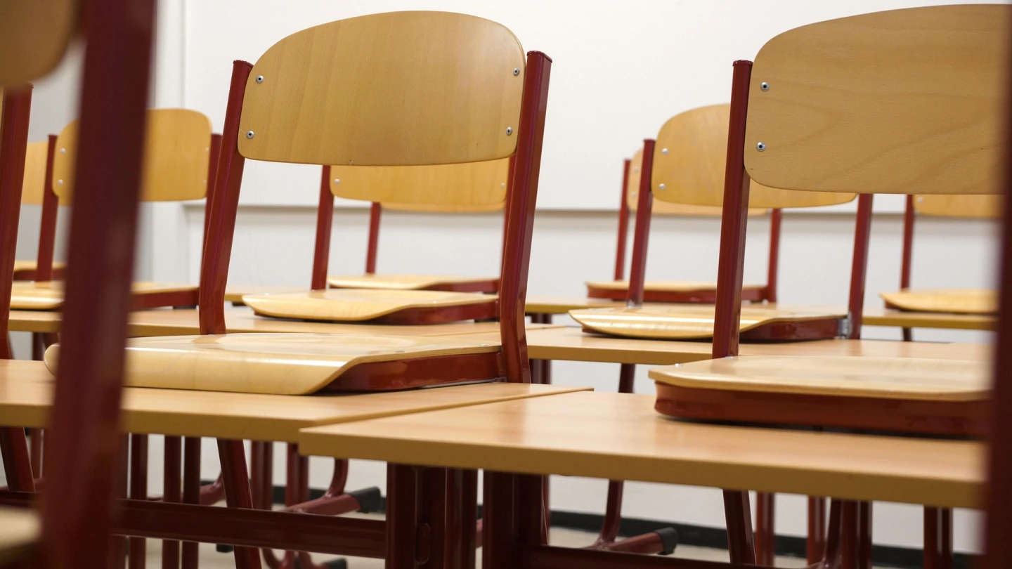 Over Jewish concerns, Bay Area district votes 5-0 to use ethnic studies textbook - Israel & Jewish News