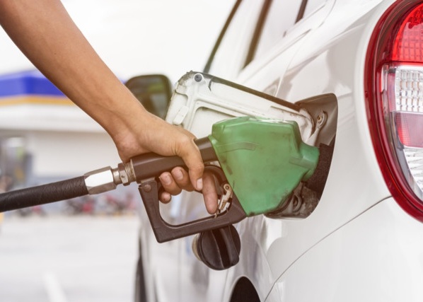 PETROL HOLDS STEADY AS DIESEL RISES E1.30