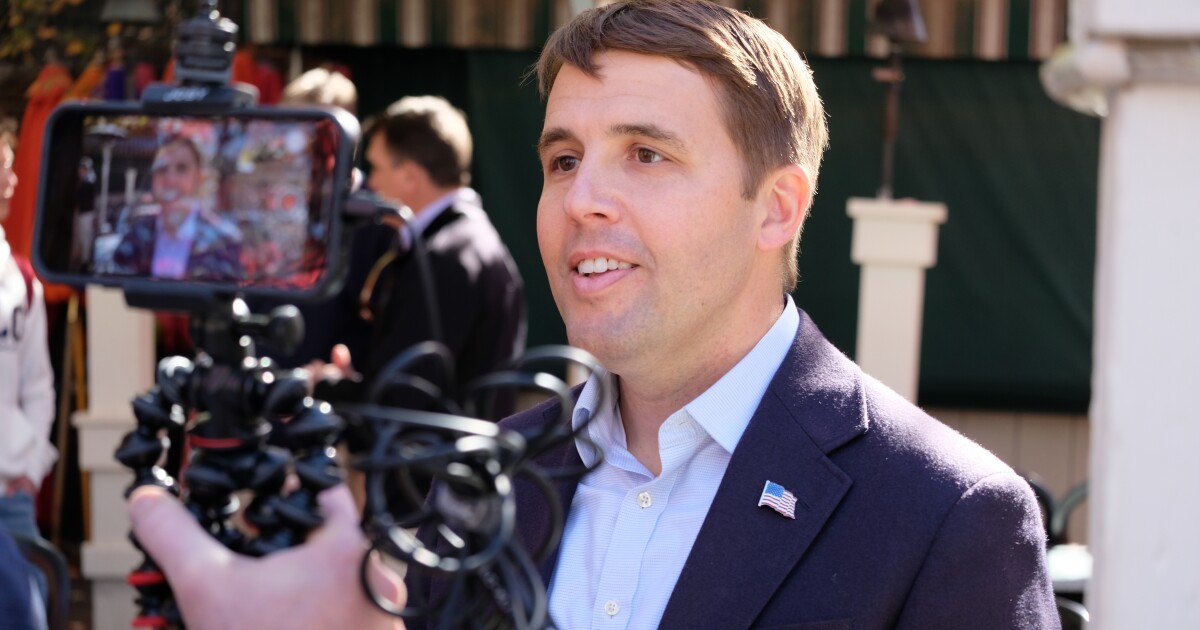 Pappas says U.S.-Israel relations at turning point, as primary rival blasts AIPAC ties
