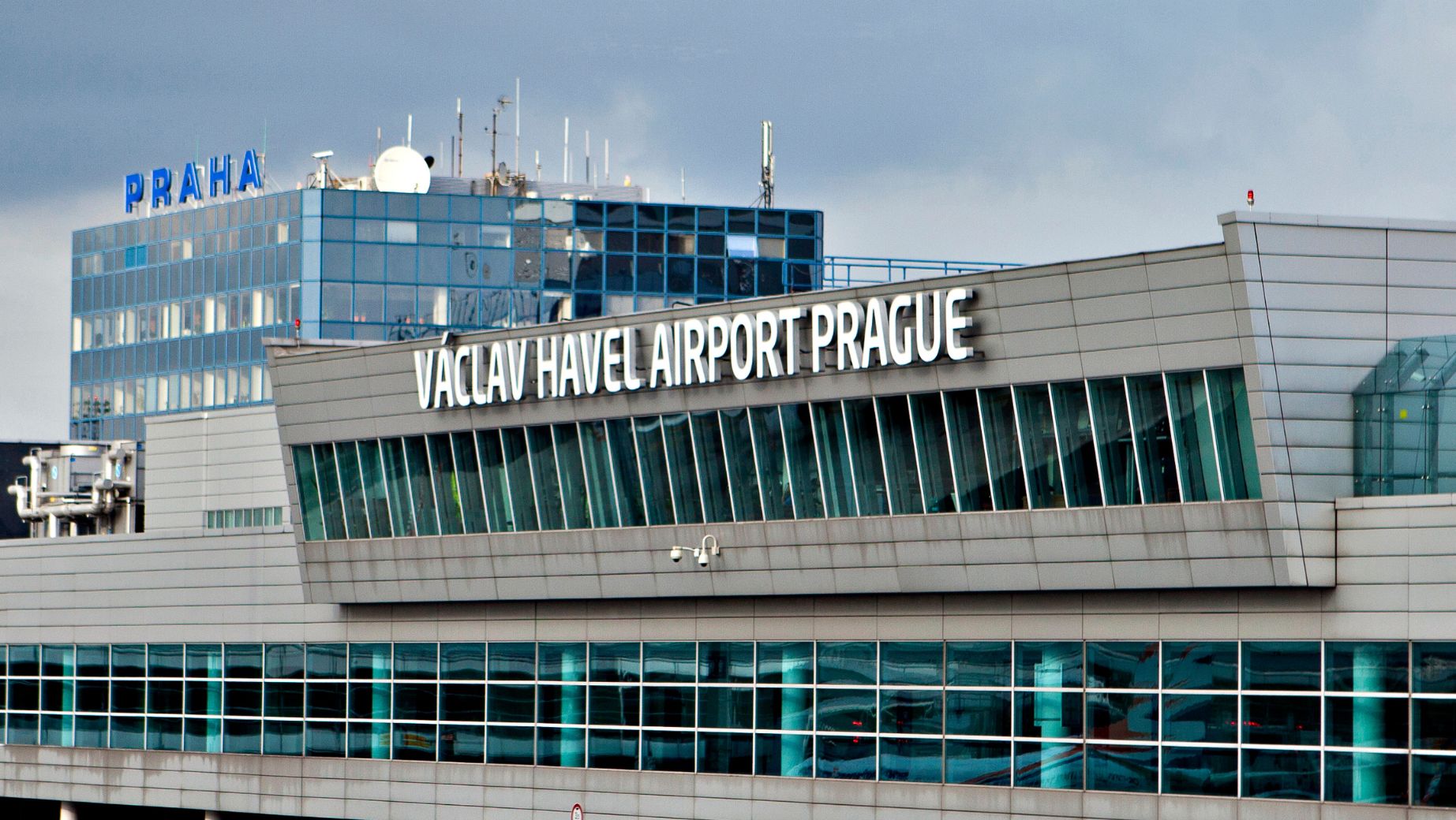 Passenger Attacks Airport Staff After Being Denied Boarding in Prague