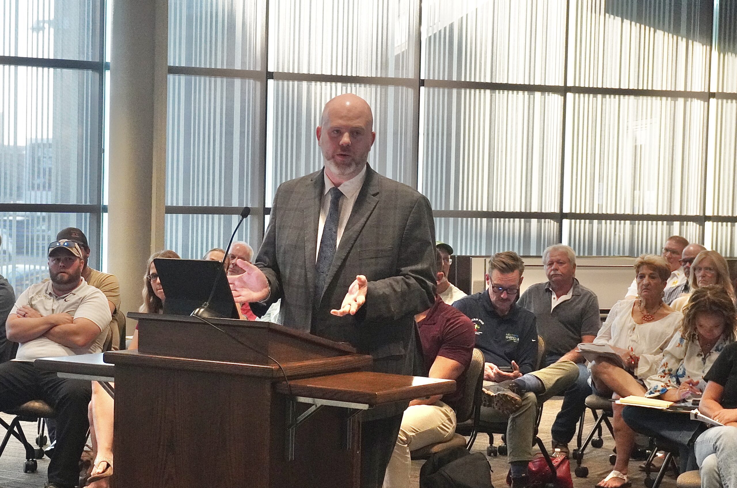 Planning Commission denies feedlot near Surrey -