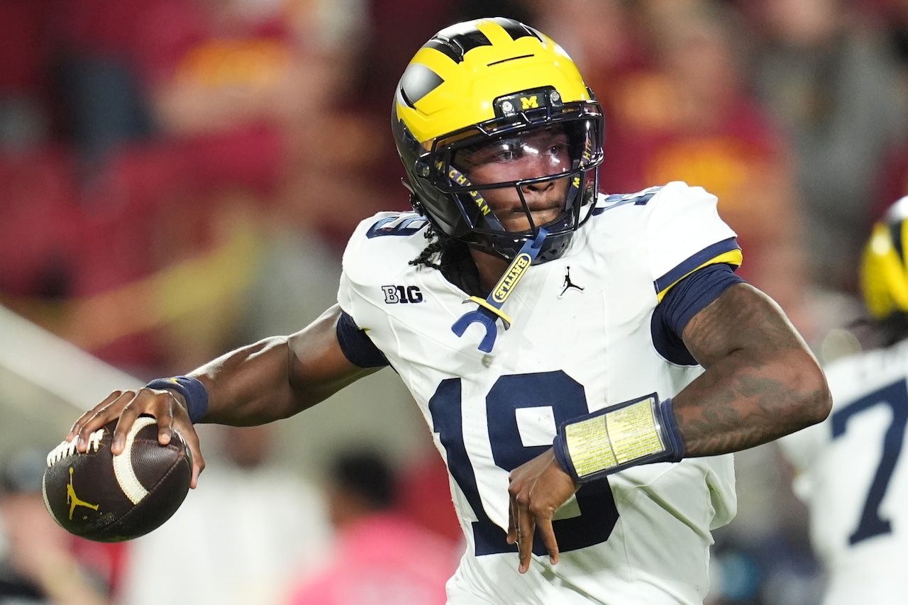 Michigan USC Football