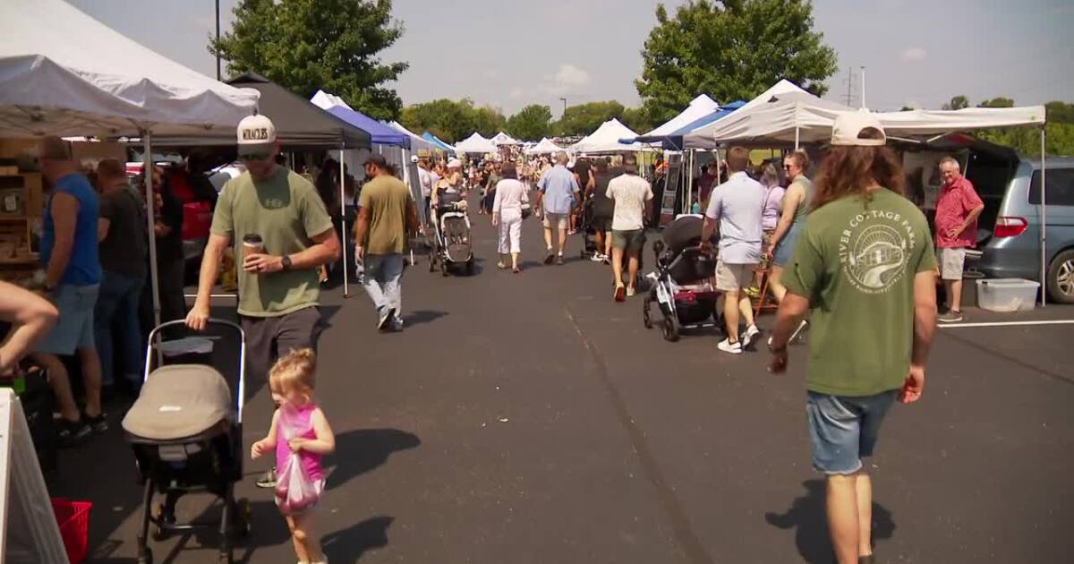Produce recalls boost local farmers market sales