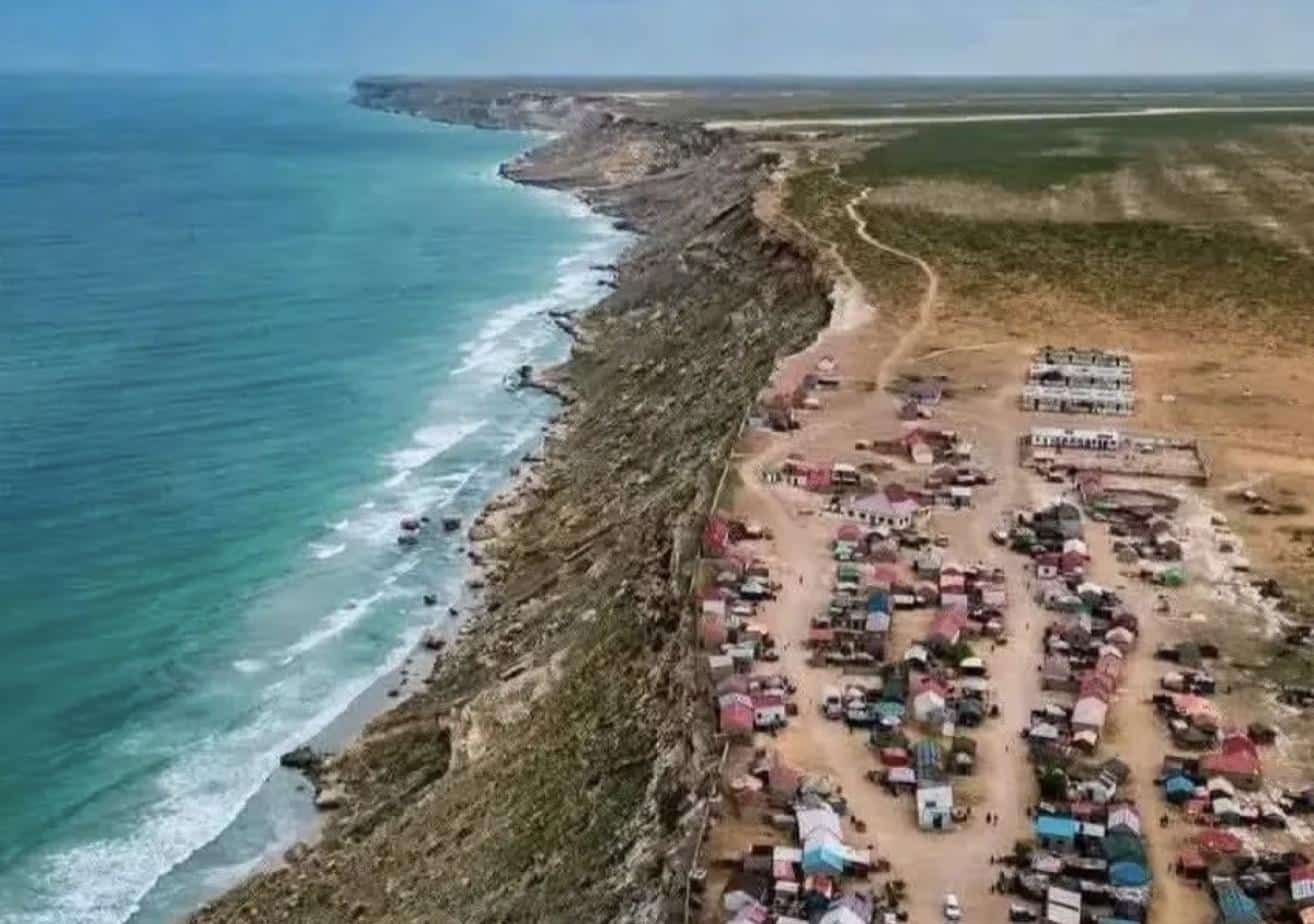 Puntland Demands an Account From the Warships Off Its Coast - Somali News in English