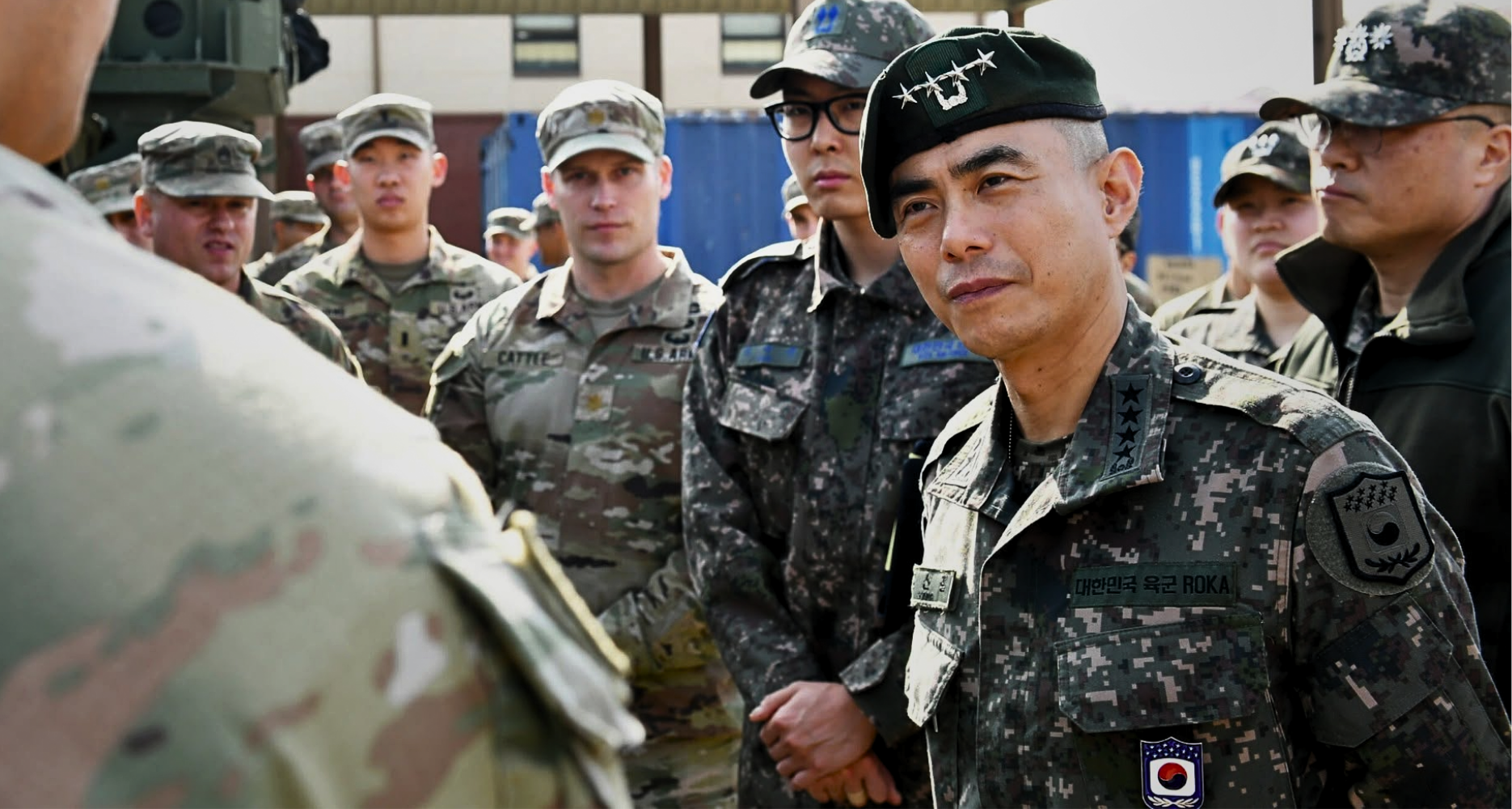 ROK taps veteran general for defense minister as North also names new top brass