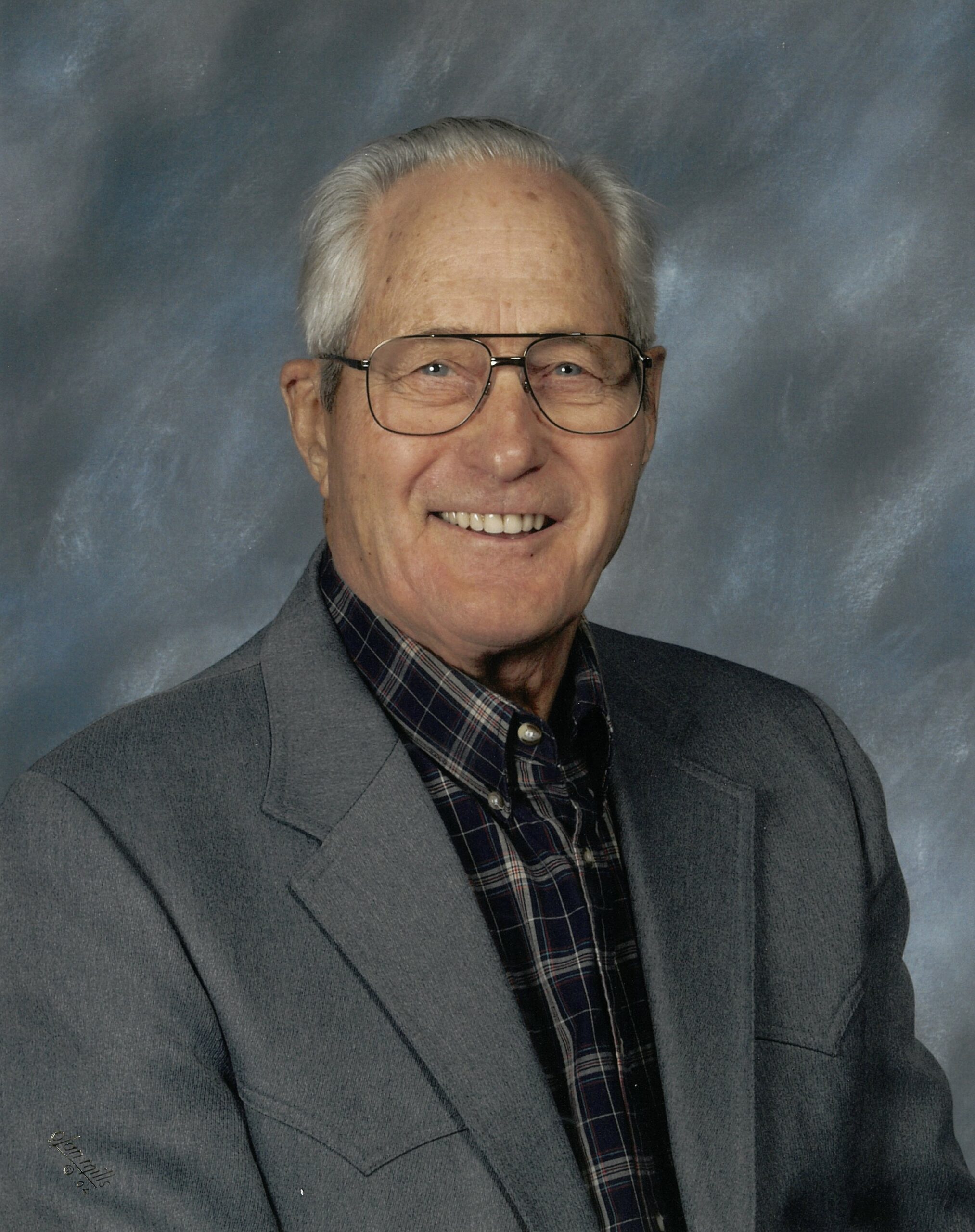 Raymond Koenig - Minot Daily News