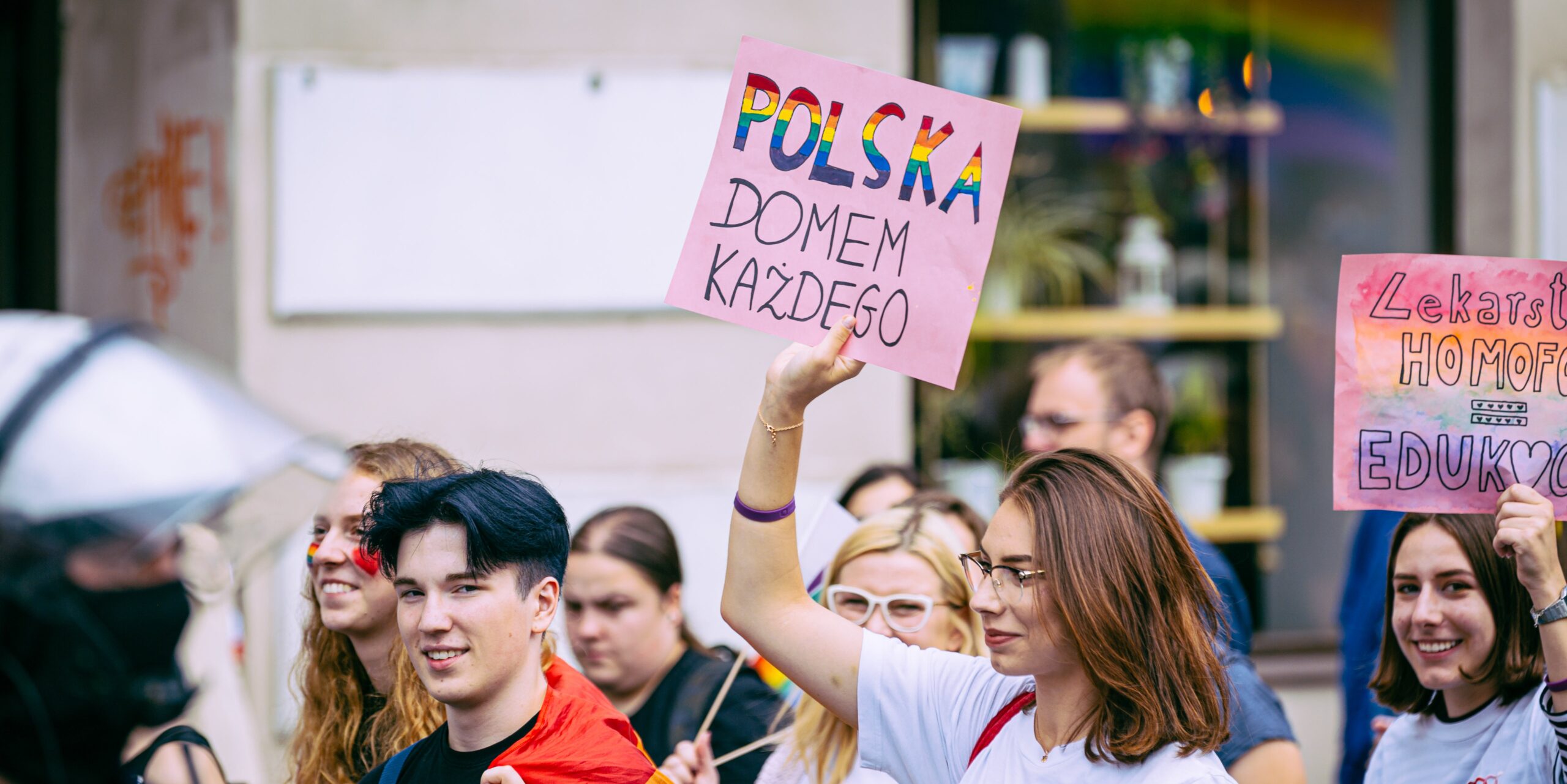 Regulation on recognising foreign same-sex marriages comes into force in Poland