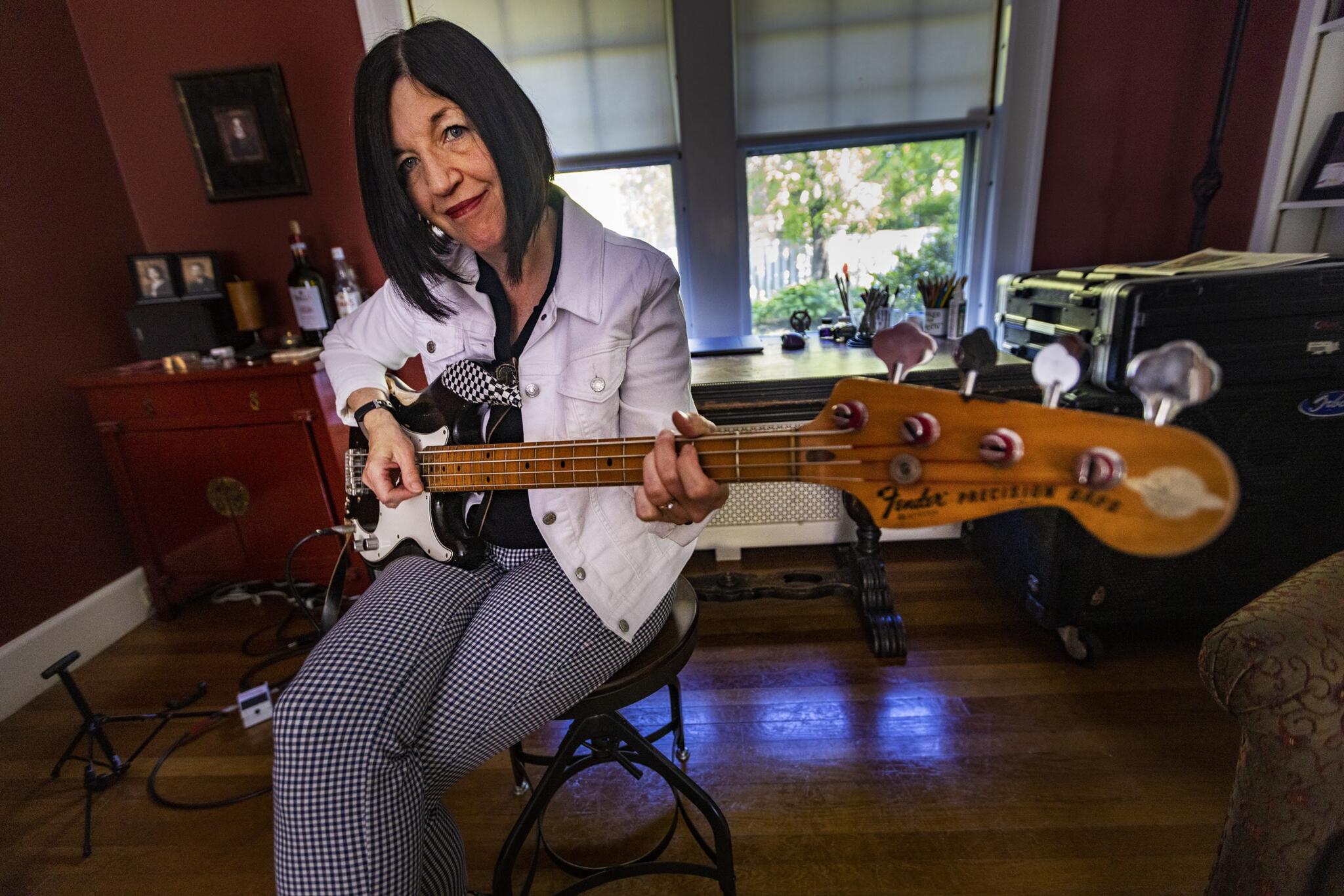 Vocalist and bassist Linda Pardee of The Chelsea Curve in 2022. (Jesse Costa/WBUR)