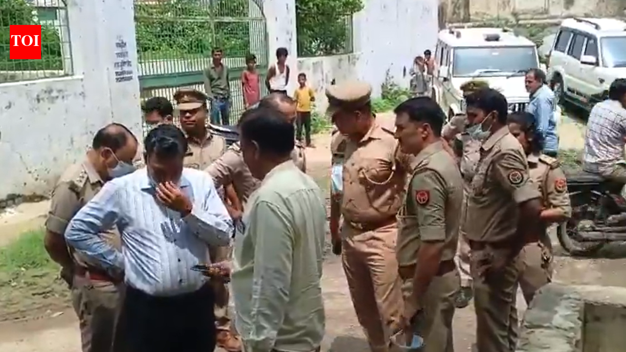 'Screams, sudden death': 16-year-old girl's body exhumed 52 days after burial in UP | Agra News