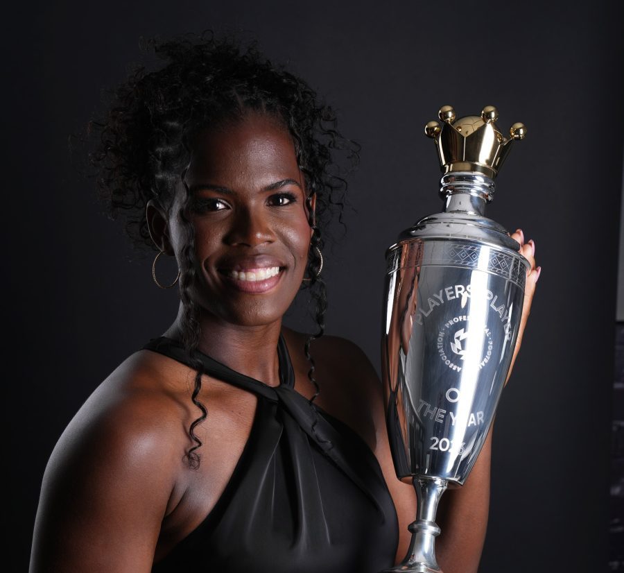 Shaw crowned England’s Professional Women’s Player of the Year