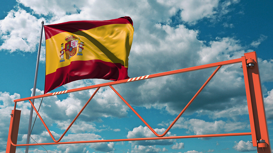 Spain hits Italy with surprise border checks