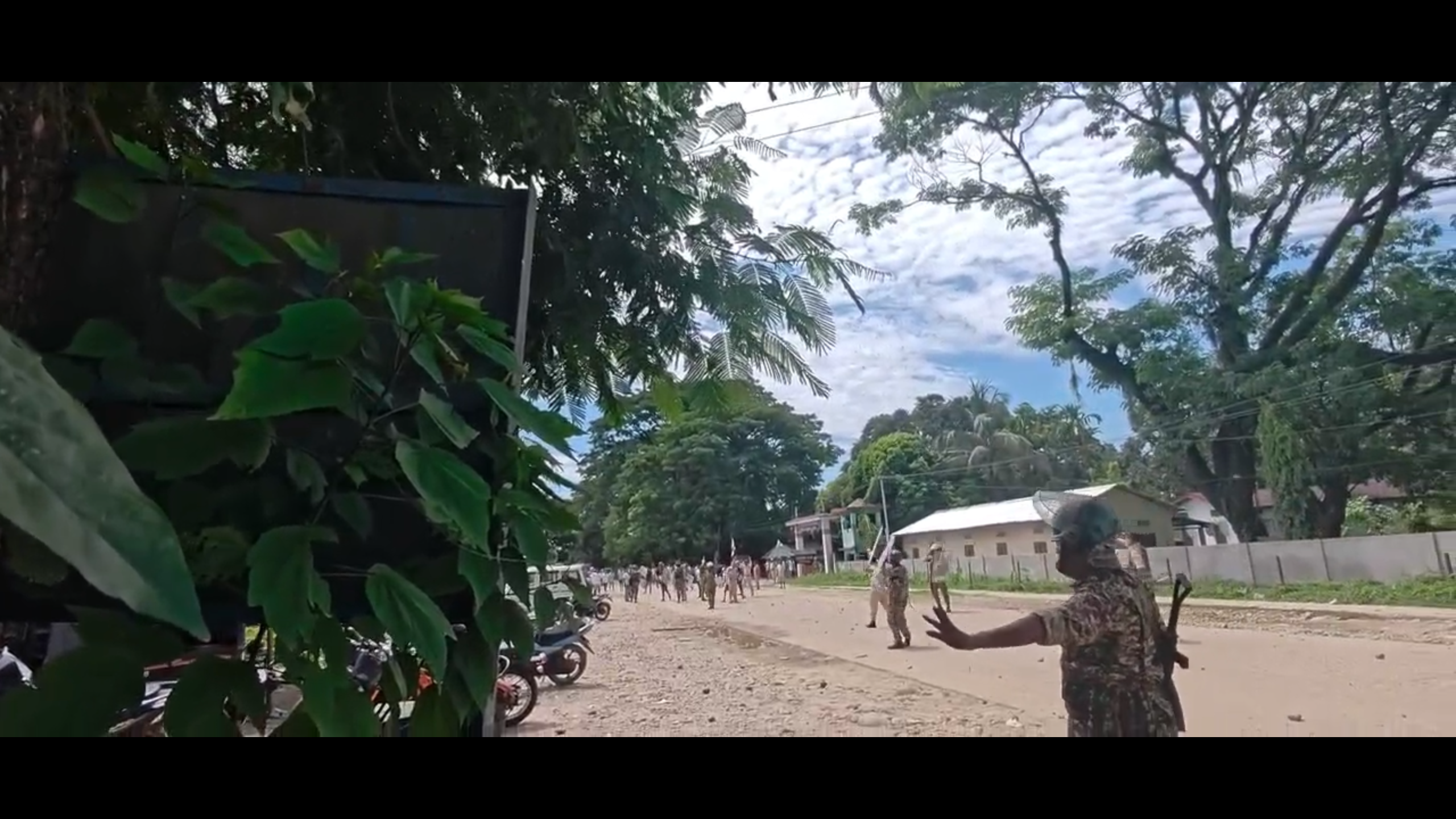 Stone pelting at Assam-Arunachal border; CMs appeal for peace