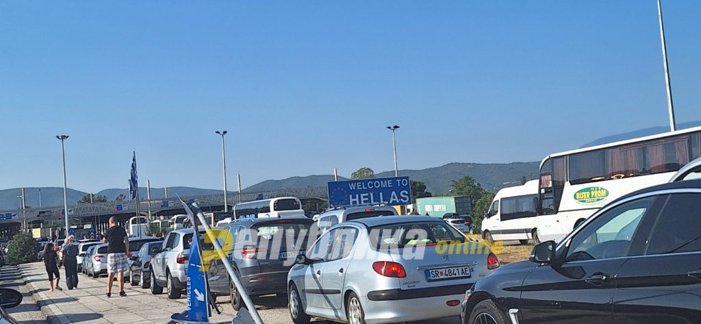 Summer delays at the borders with Serbia and Greece