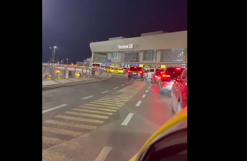 Taxis stuck bumber to bumber at Budapest Airport