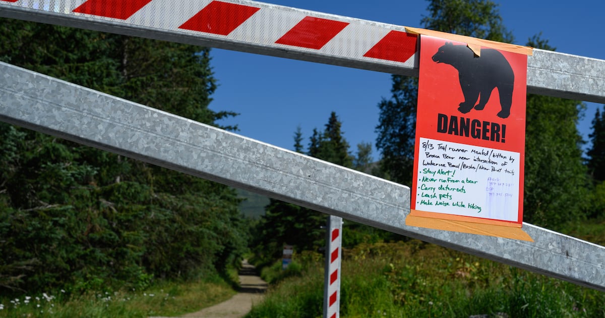 Temporary closures in place for some Anchorage trails due to bear activity