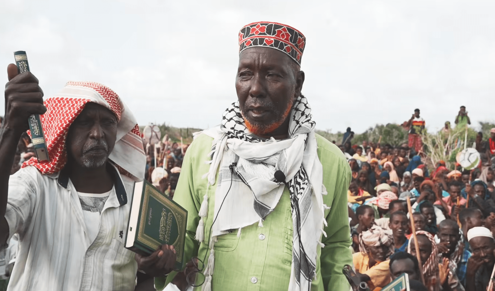 The Biyomaal Seize the Equipment Measuring Their Land - Somali News in English