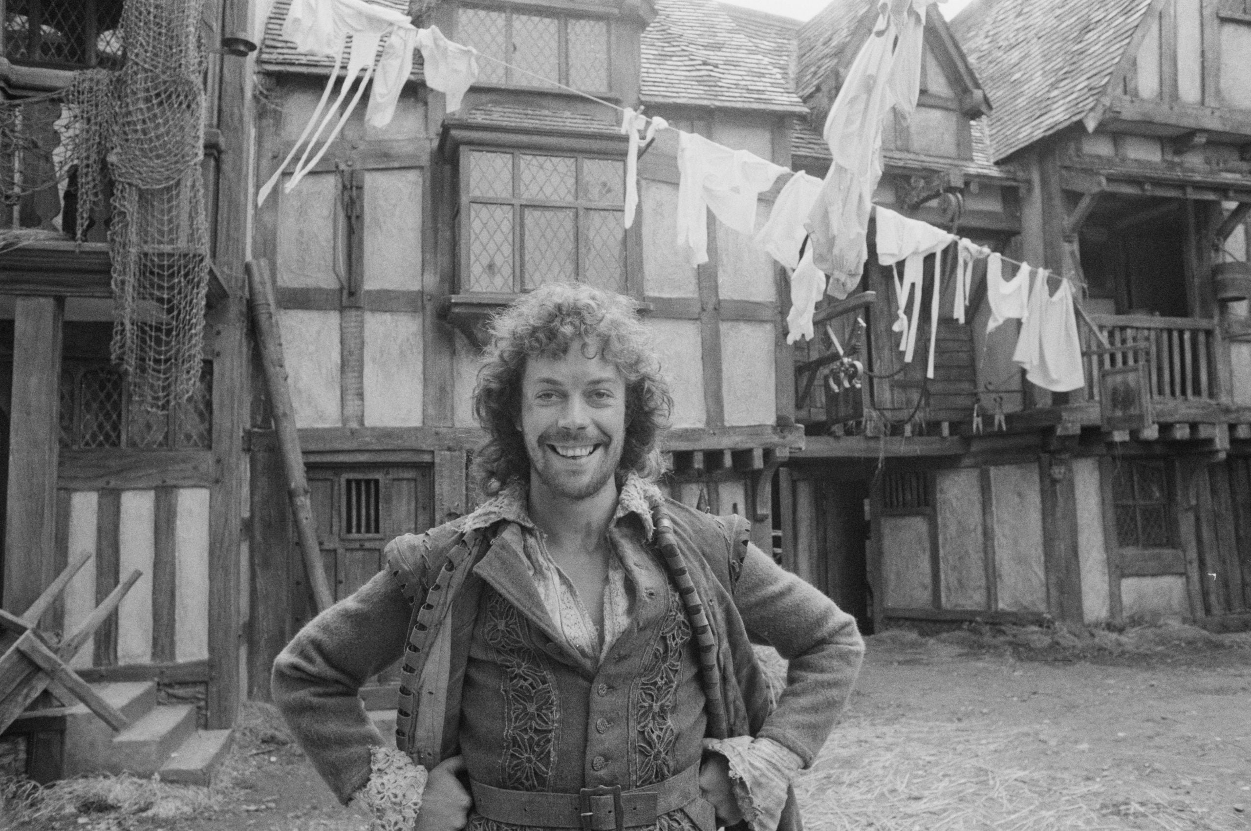 Tim Curry, legendary cult classic actor of stage and screen, dies at 80 - Indianapolis News | Indiana Weather | Indiana Traffic