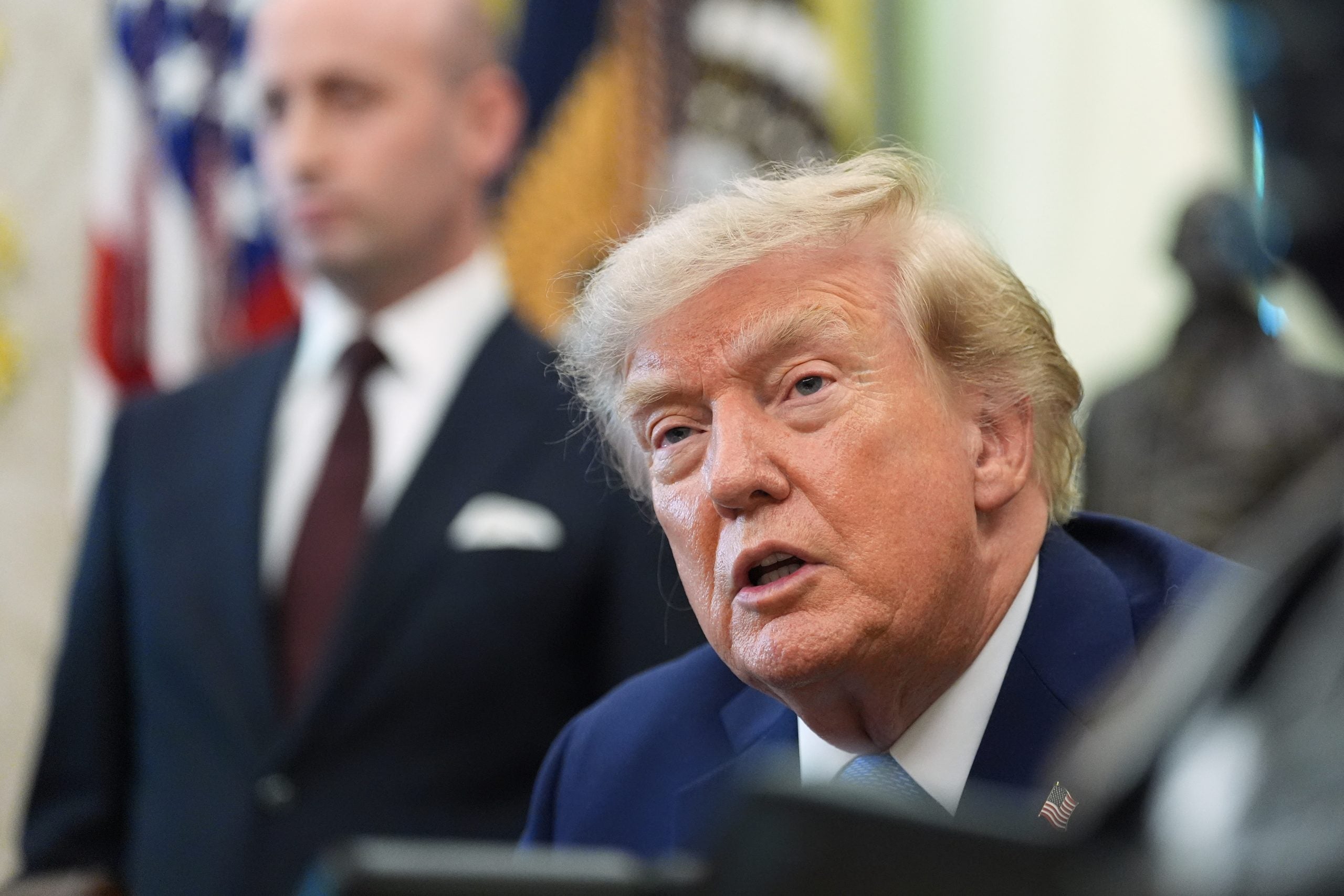 Trump signs new actions to limit birthright citizenship, 'birth tourism' - Indianapolis News | Indiana Weather | Indiana Traffic