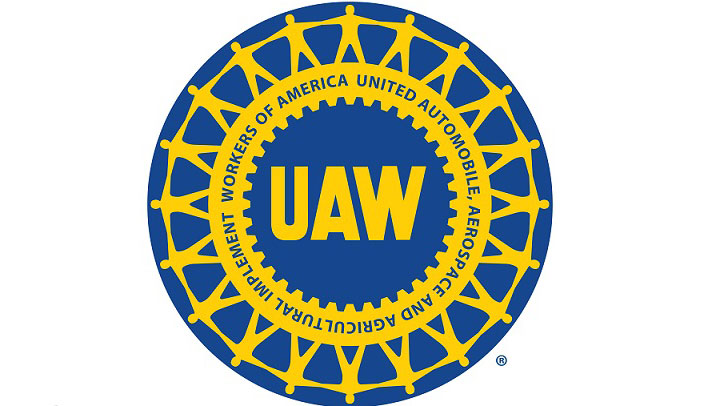 UAW rejects extension of Deere's 2021 contract