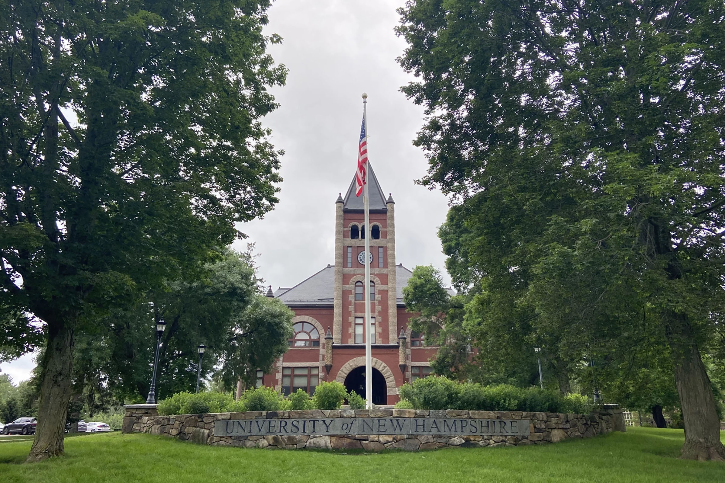 UNH cuts costs for online degrees starting this fall