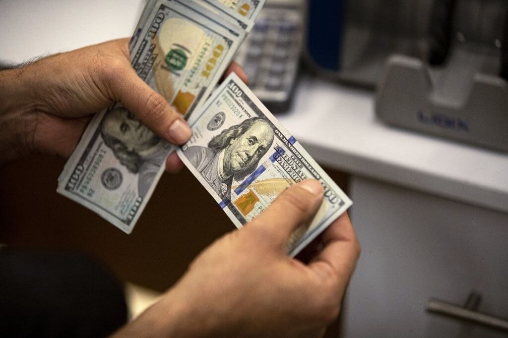 US dollar slightly rises against Iraqi dinar