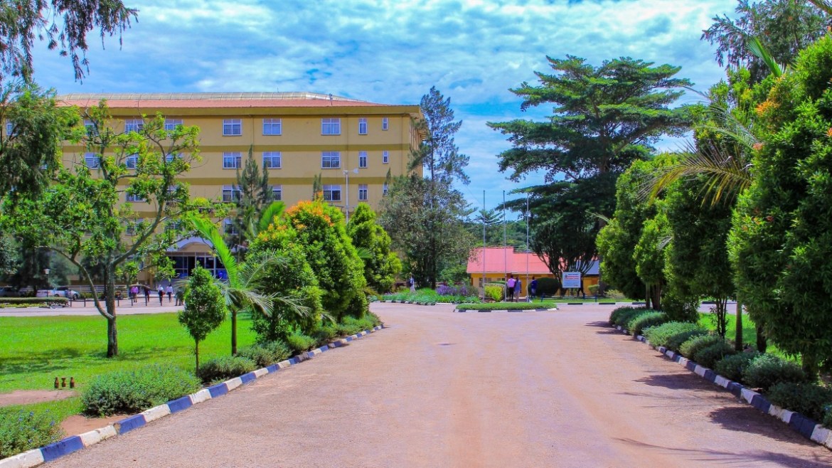Ugandan Government steps in to resolve students' certificate row