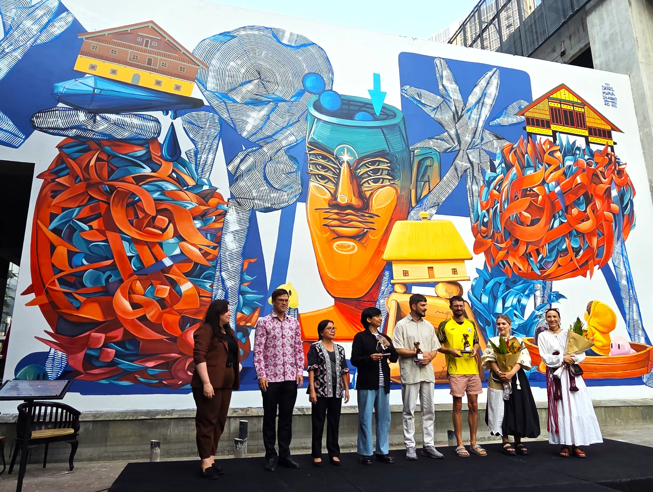 Unveiling of International Mural at Jakarta Arts Centre and a Philosophy for the Future - ObserverID