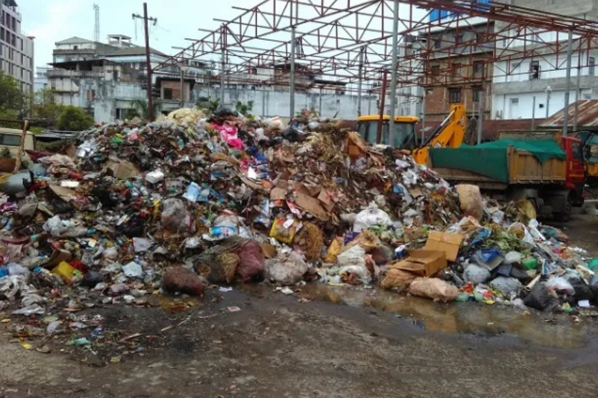 Urban areas generate 352.78 MT solid waste daily, 57.18% scientifically processed