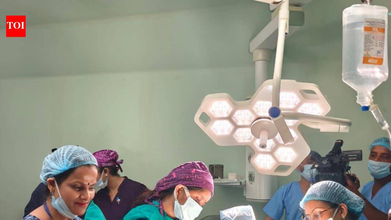 Urogynecology workshop at SRN hospital sees 7 live surgeries | Prayagraj News