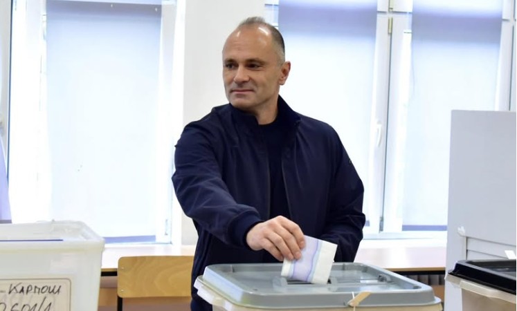 While Filipce and SDSM are not eager for early elections, DUI jumped at the opportunity