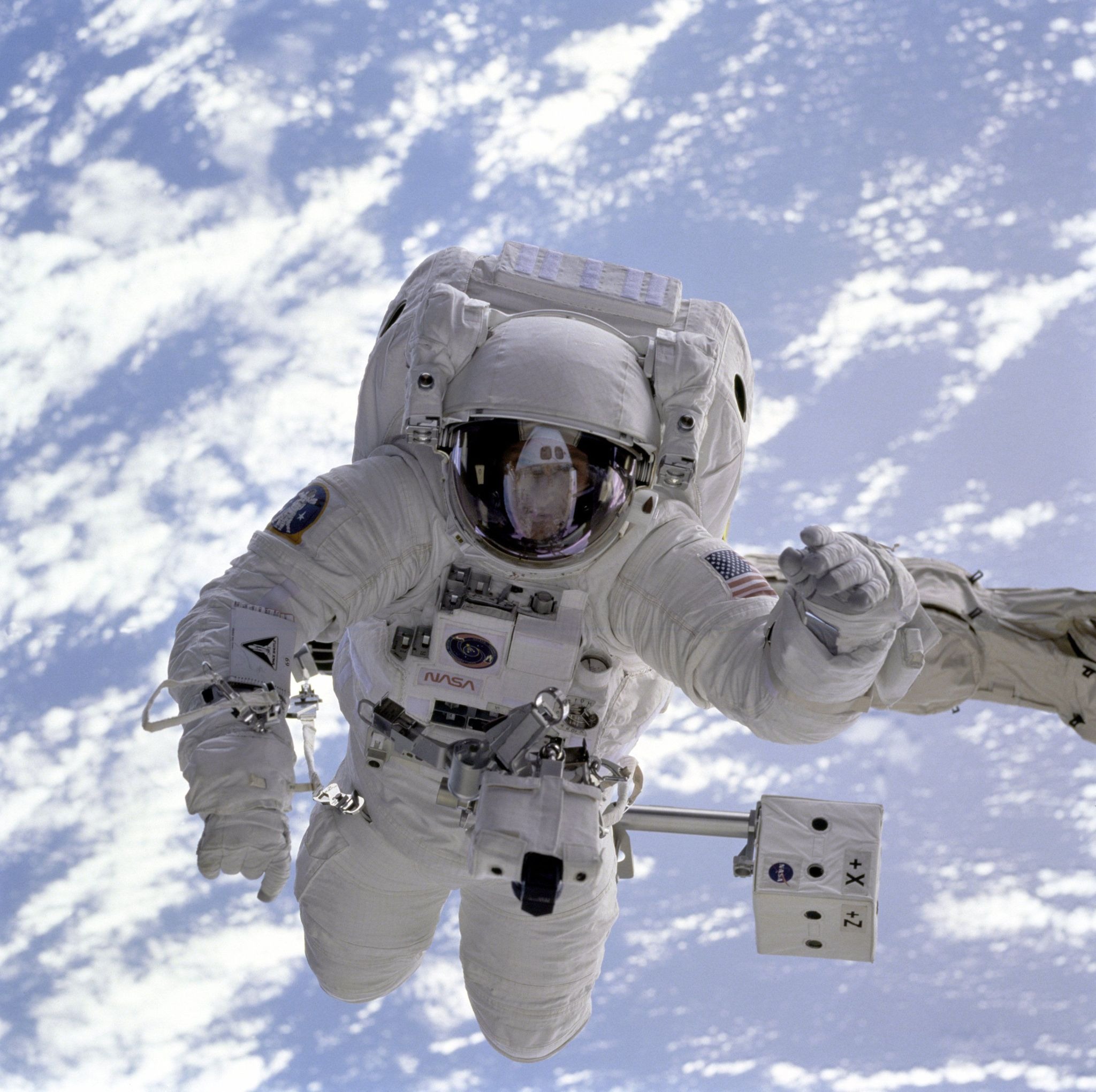 Why NASA Doesn't Want Extremely Tall Astronauts