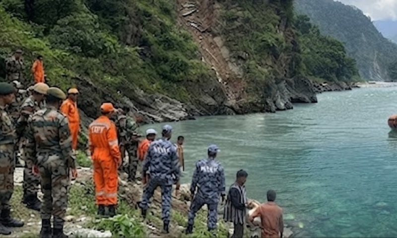 Woman killed, three missing after vehicle plunges into Lohit River, search continues