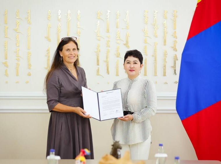 World Bank Group Country presents credentials to Foreign Minister of Mongolia