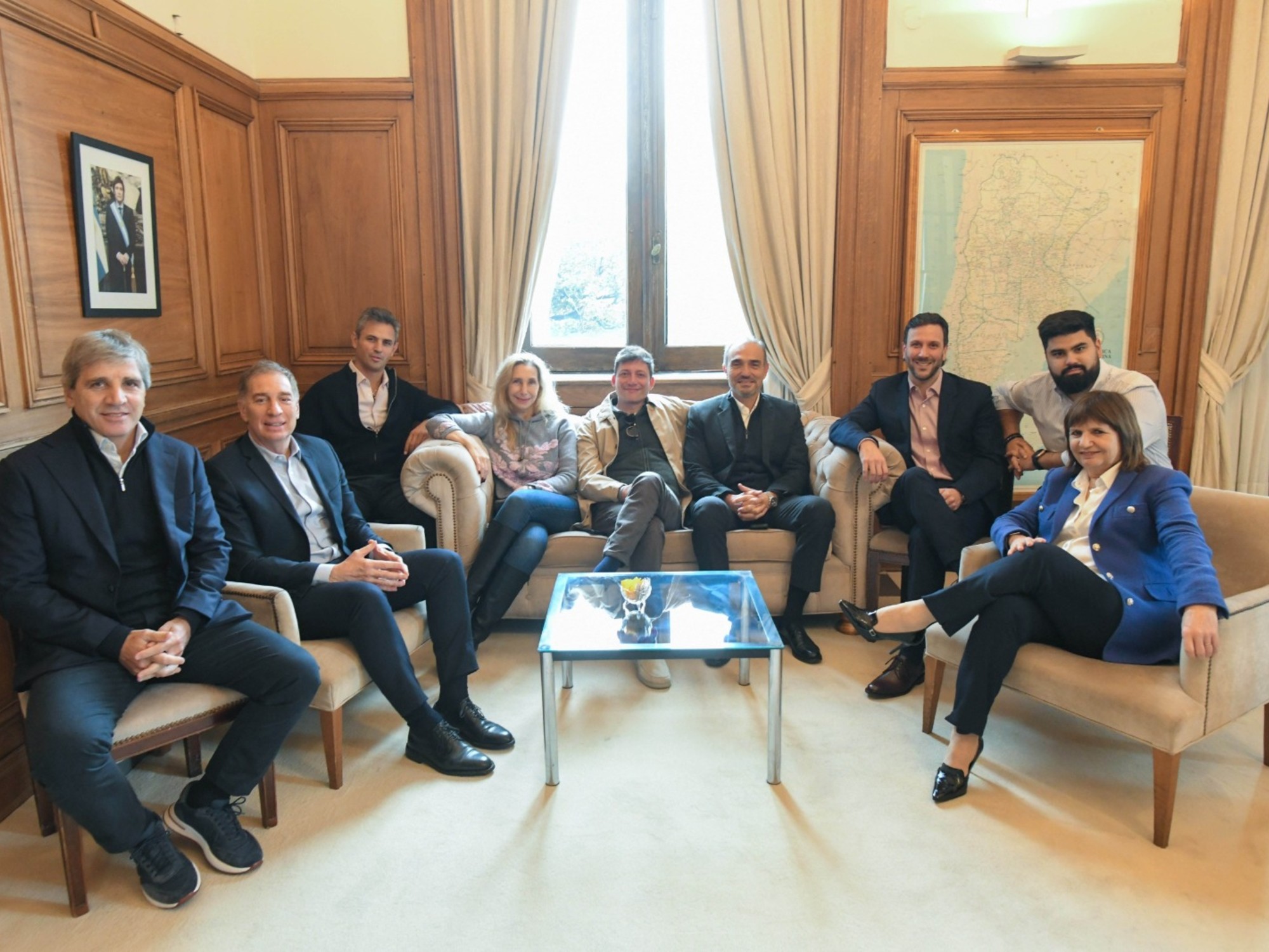 el Gobierno reúne a la Mesa Política con la mira puesta en el proyecto de Ley de Tierras