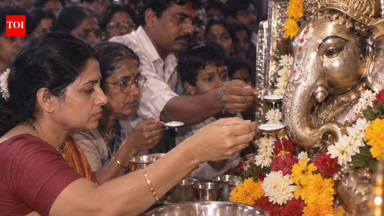 31 years ago, Ganesha ‘drank’ milk and India went viral: How a September 21, 1995 claim spread from temple to temple, crossed borders within hours and became a global story without social media | India News