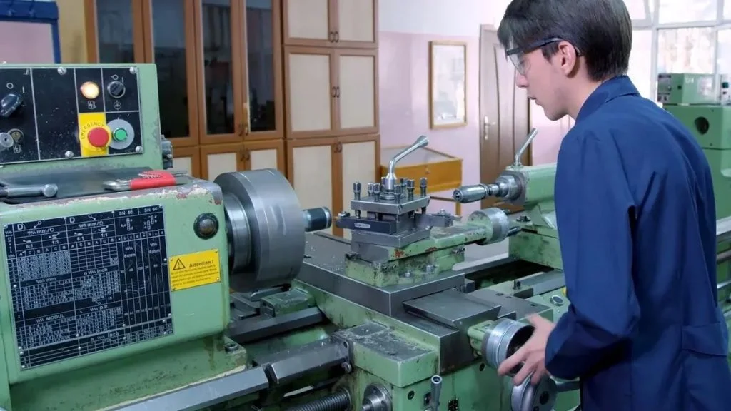 37 students killed in nearly 10,000 workplace accidents in Turkey’s vocational training program since 2025: minister