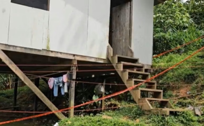 A 22-Year-Old Panama Woman Dies after Being Attacked with a Machete by her Partner.
