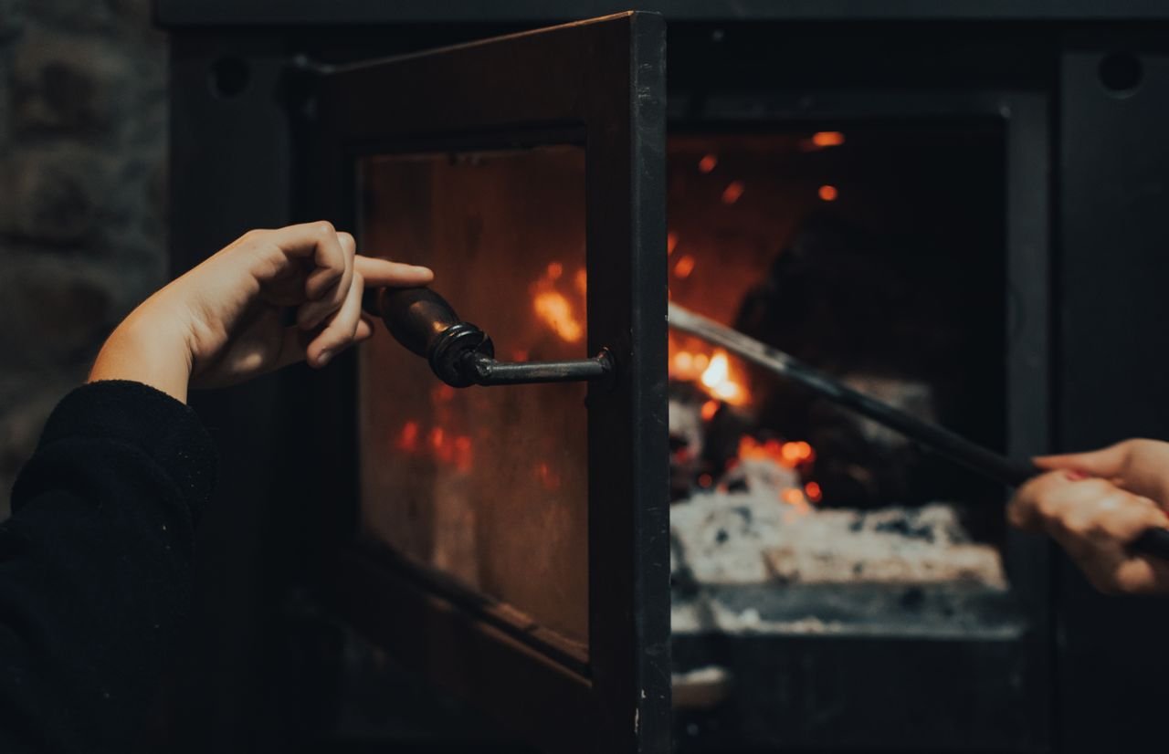 Almost all forms of heating to become more expensive for Estonians this winter