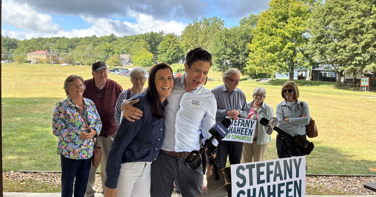 Another candidate drops out of 1st District Democratic race, as primary campaign nears end