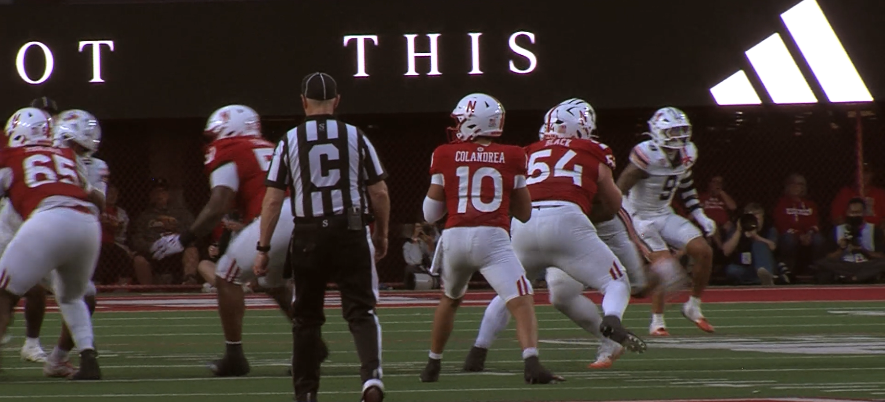 Anthony Colandrea throws for 4 TDs, offense puts up 549 total yards in Nebraska rout of Bowling Green
