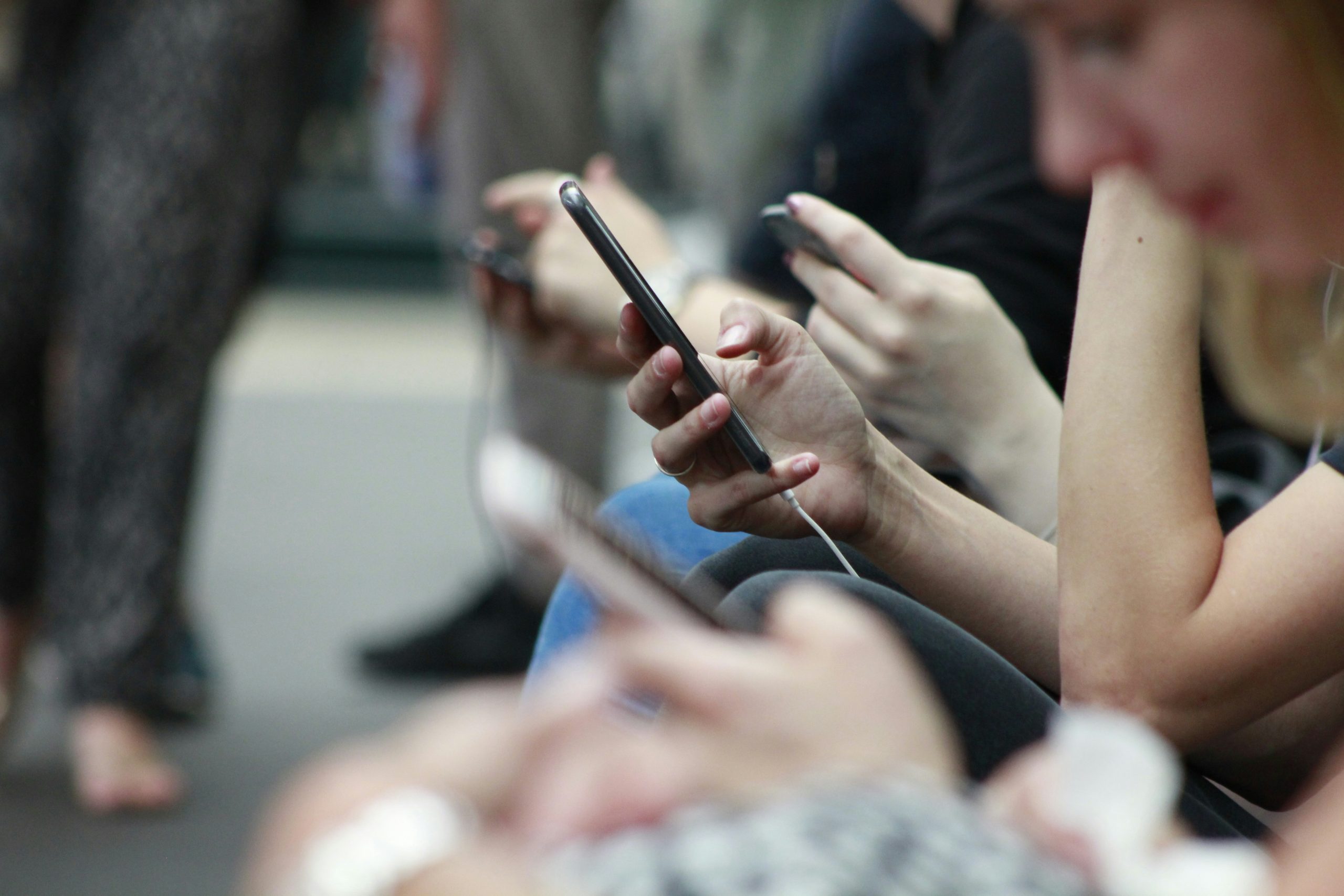 Australia plans new law to allow users to opt out of social media algorithms