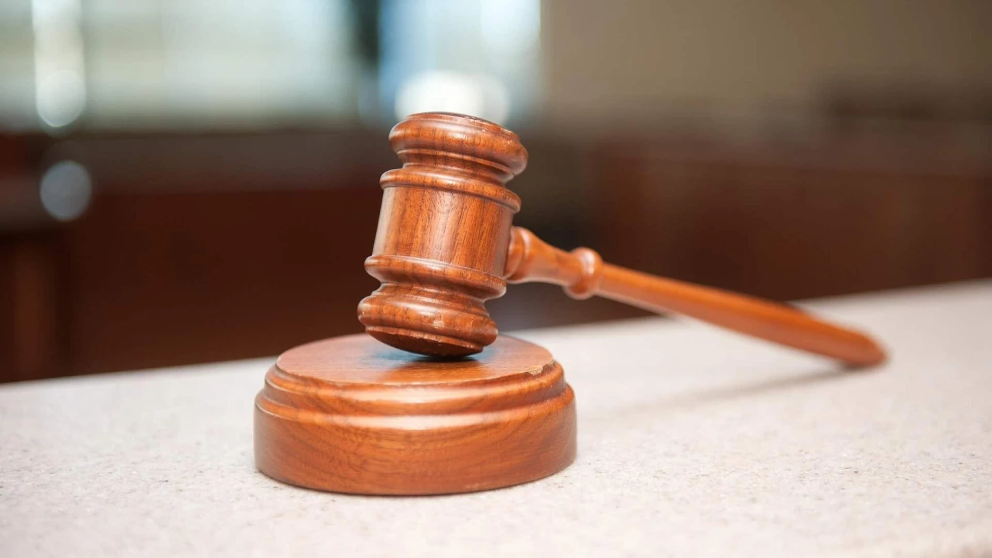 California appeals court revives lawsuit over rabbi’s alleged destruction of woman's protest signs - Israel & Jewish News