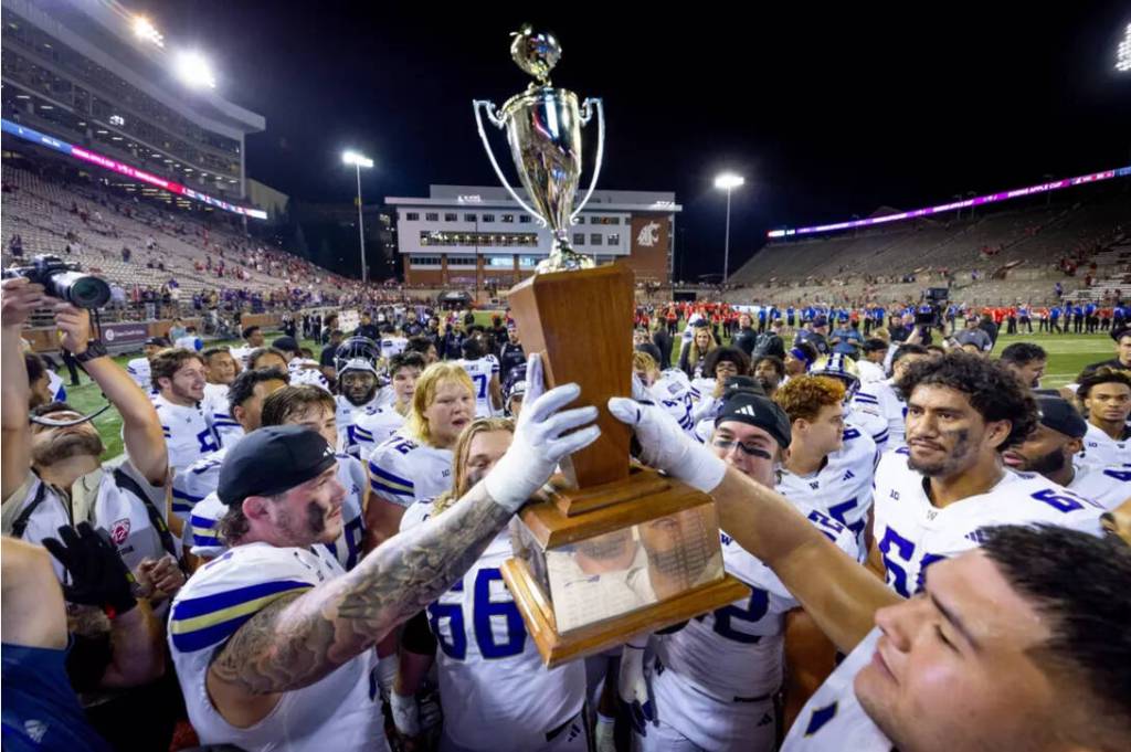 Coe: Washington Huskies embark on potentially big season Sunday
