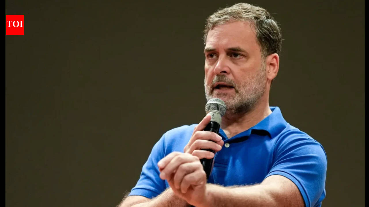 Delhi building collapse: Rahul demands accountability, accuses PM Modi & BJP of grandstanding | India News