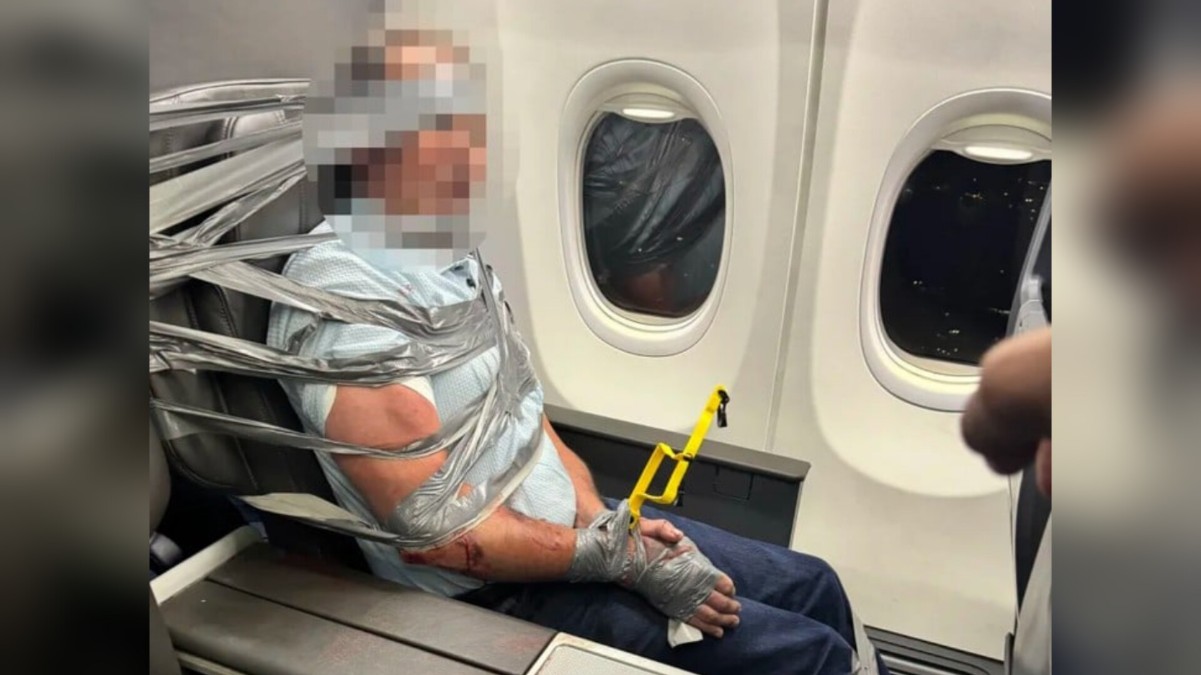 Dronken passagier met ducttape vastgebonden na geweld op vlucht