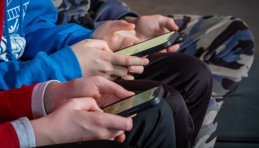 Egypt bans social media accounts for under-13s and mandates "safe mode" for ages 13-15