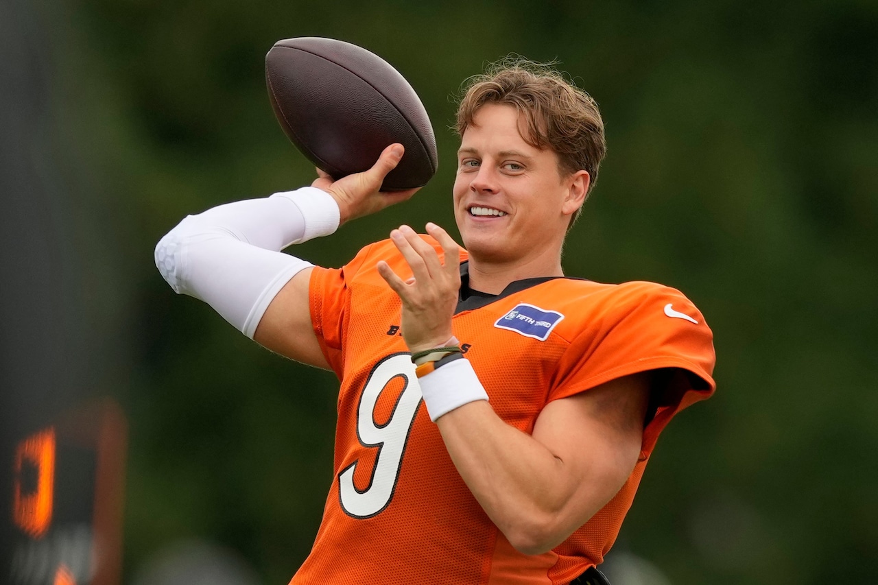 Tampa Bay Buccaneers vs Cincinnati Bengals Football